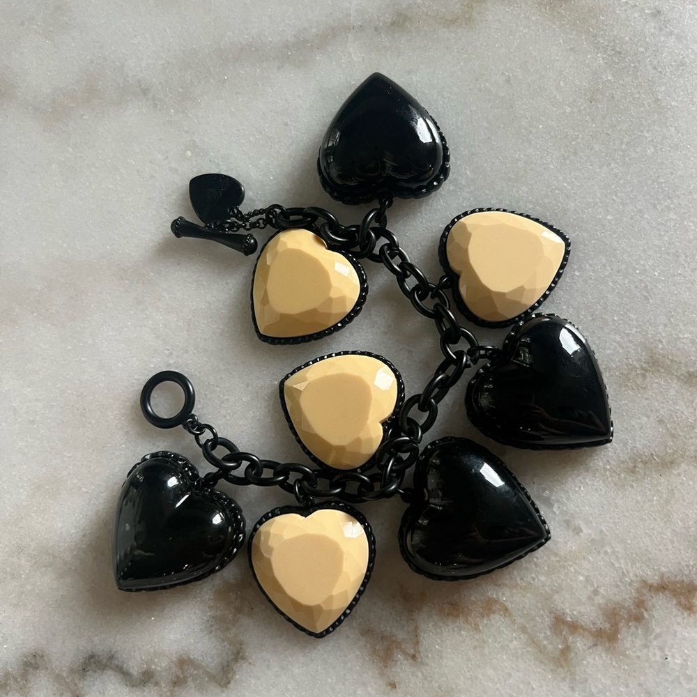 Betsey johnson heart bracelet